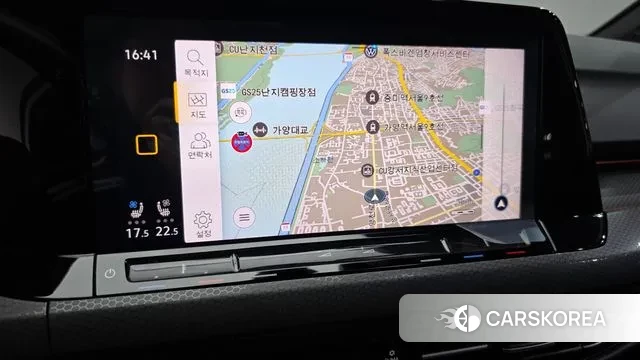 Volkswagen Golf 8th Generation 2024 Белый из Кореи, фото 4