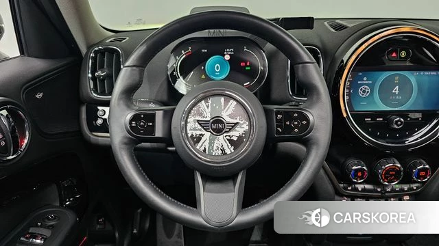 Mini Cooper Countryman 2023 Черный из Кореи, фото 4