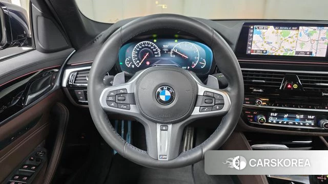 BMW 5 Series (G30) 2019 Черный из Кореи, фото 4
