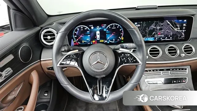 Mercedes-Benz E-Class W213 2022 Белый из Кореи, фото 4