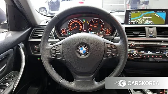 BMW 3 Series (F30) 2018 Белый из Кореи, фото 4