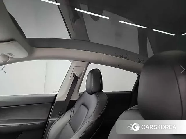 Tesla Model Y 2021 Белый из Кореи, фото 4