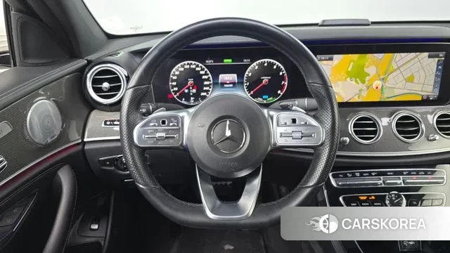Mercedes-Benz E-Class W213 2019 Белый из Кореи, фото 4