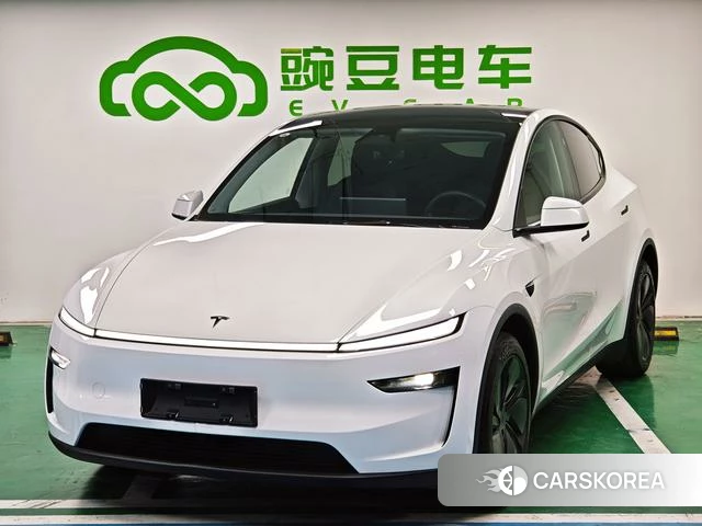 Tesla Model Y 2025 Белый из Китая, фото 4
