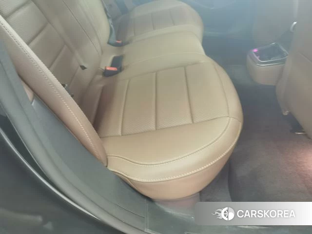 Mercedes-Benz E-class id 4218667 из Китая 4