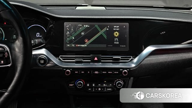 Kia Niro Plus 2022 Белый из Кореи, фото 4