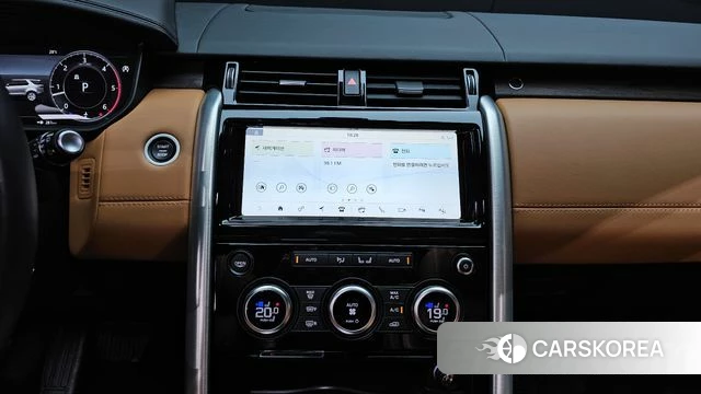 Land Rover Discovery 5 2019 Черный из Кореи, фото 4