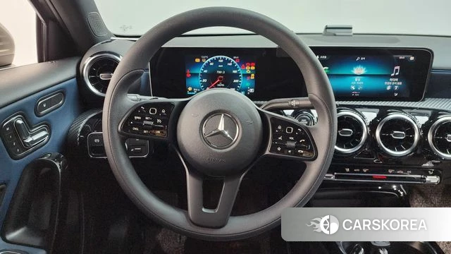 Mercedes-Benz A-Class W177 2019 Серебристо-серый из Кореи, фото 4