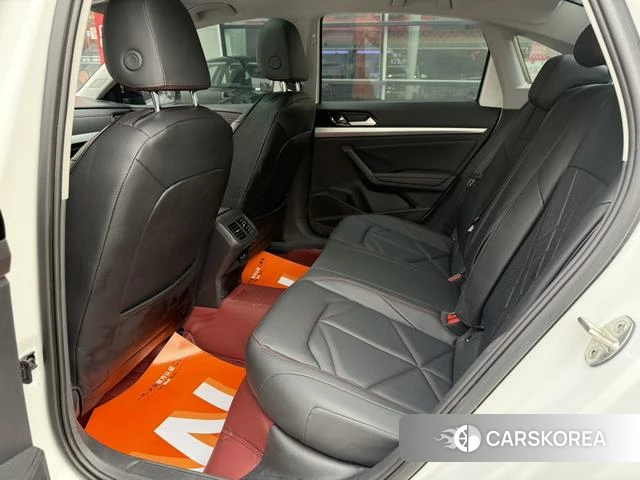 Volkswagen Lavida 2025 Белый из Китая, фото 4