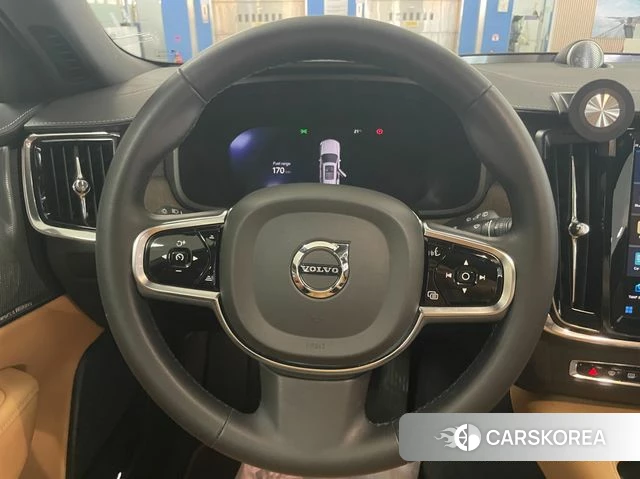 Volvo V90 Cross-Country 2023 Белый из Кореи, фото 4