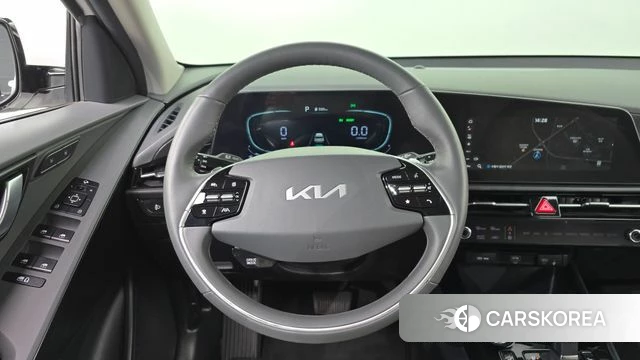 Kia Di Ol Nu Niro 2022 Белый из Кореи, фото 4