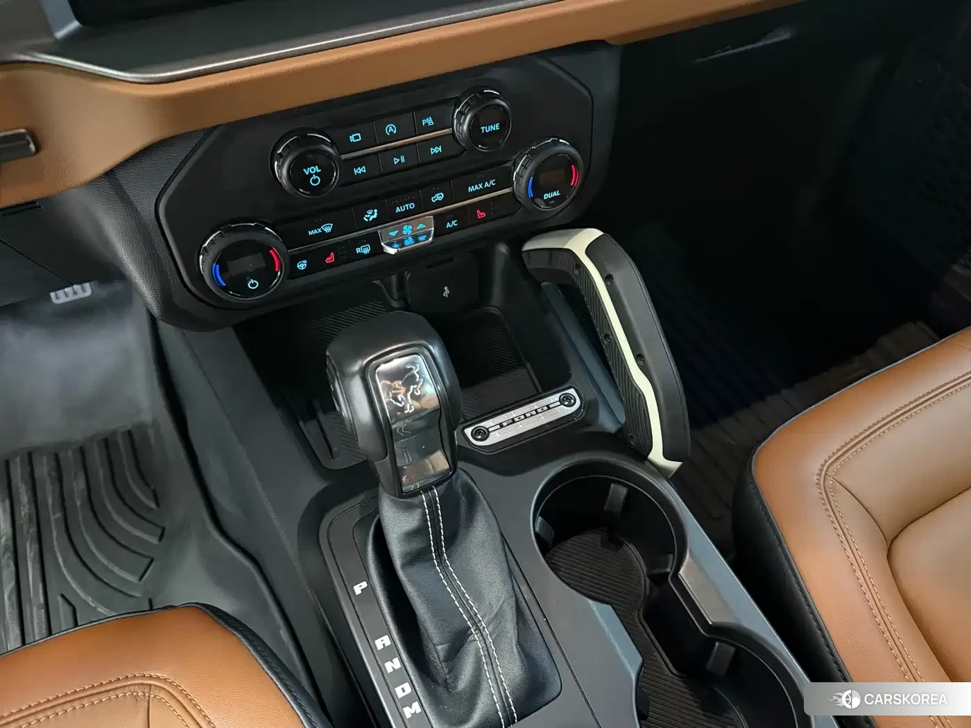 Ford Mustang 2024 Silver/gray из Китая, фото 4