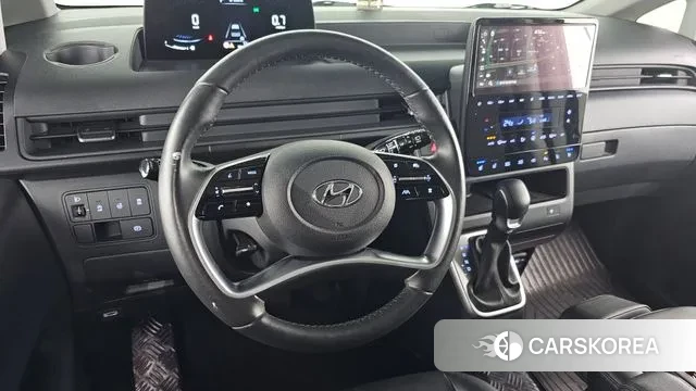 Hyundai Staria 2022 Белый из Кореи, фото 4