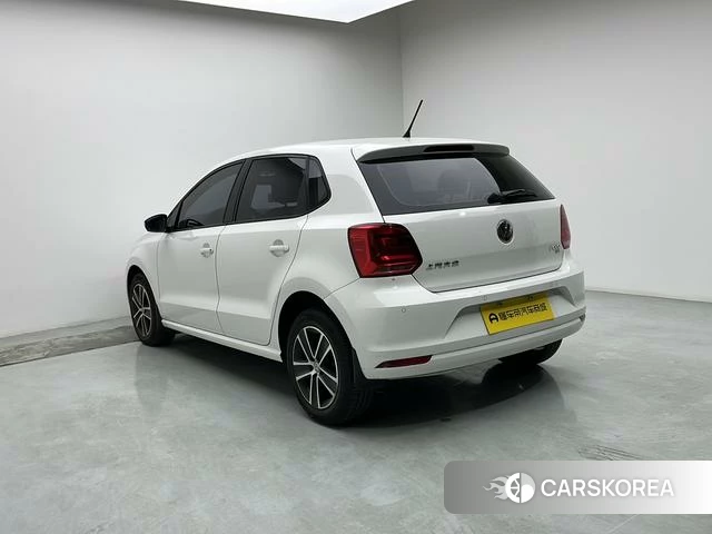 Volkswagen Polo 2018 Белый из Китая, фото 4