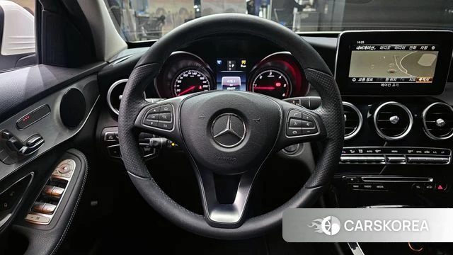 Mercedes-Benz C-Class W205 2018 Белый из Кореи, фото 4