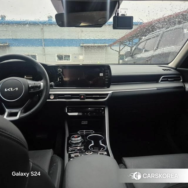 Kia K5 3rd generation 2023 Серый из Кореи, фото 4