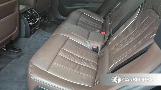 BMW 6 Series GT (G32) 2022 Черный двухцветный из Кореи, фото 4