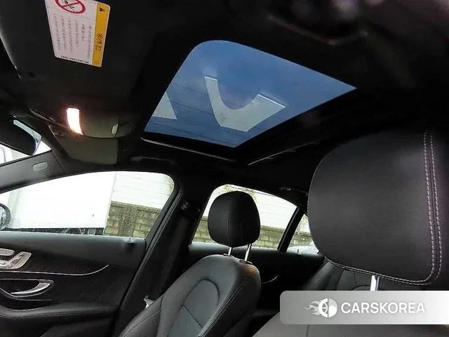 Mercedes-Benz C-Class W205 2019 Белый из Кореи, фото 4