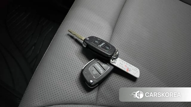 Hyundai The New Grand Starex 2021 Серебряный из Кореи, фото 4