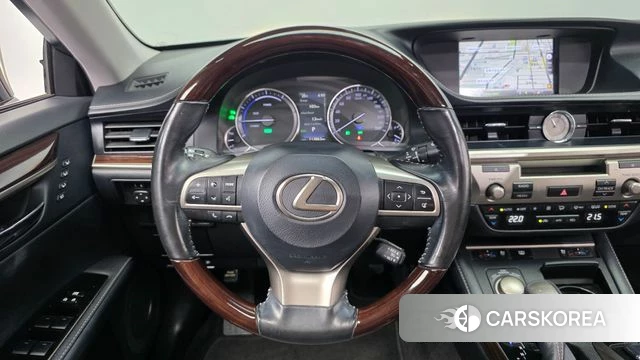Lexus New ES300h 2018 Черный из Кореи, фото 4