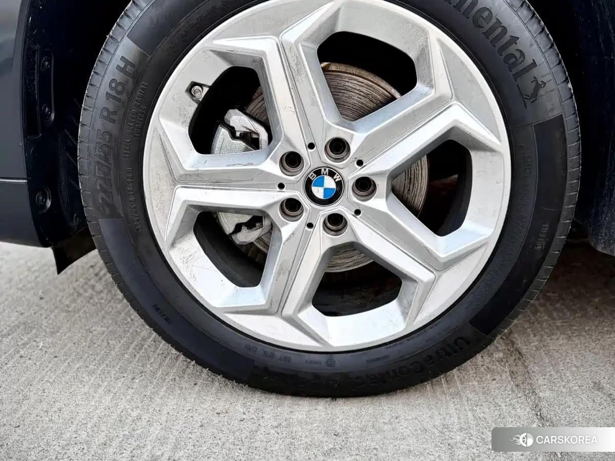 BMW X1 2024 Белый из Китая, фото 4