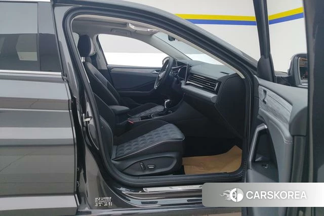 Volkswagen Sagitar 2024 Черный из Китая, фото 4