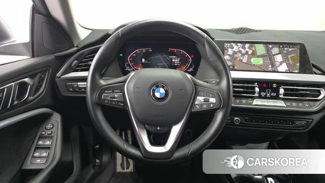 BMW 2 Series Gran Coupe (F44) 2022 Серебристо-серый из Кореи, фото 4
