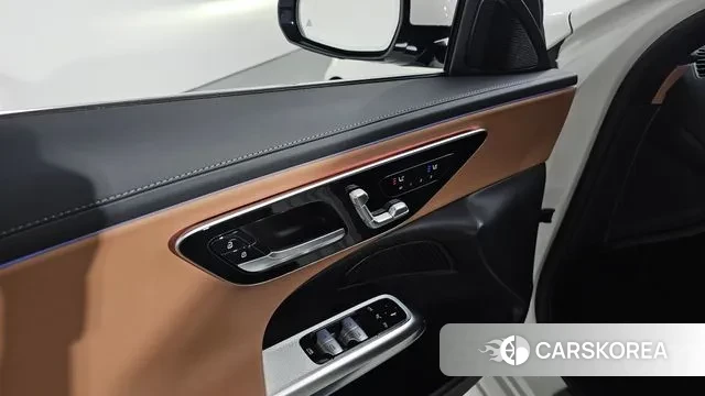 Mercedes-Benz E-Class W214 2024 Белый из Кореи, фото 4