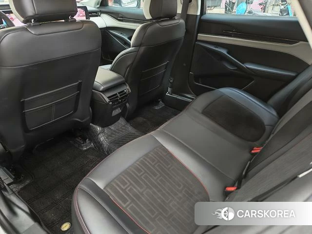 Ford Mondeo 2022 Белый из Китая, фото 4