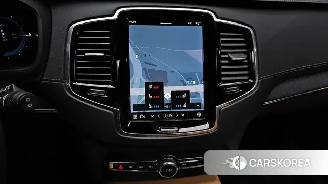 Volvo XC90 second Generation 2024 Белый из Кореи, фото 4