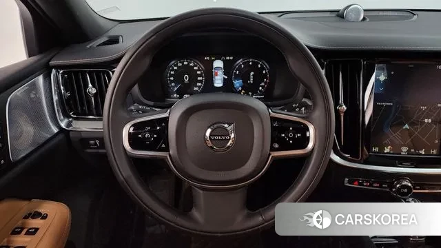 Volvo S60 3rd generation 2019 Белый из Кореи, фото 4