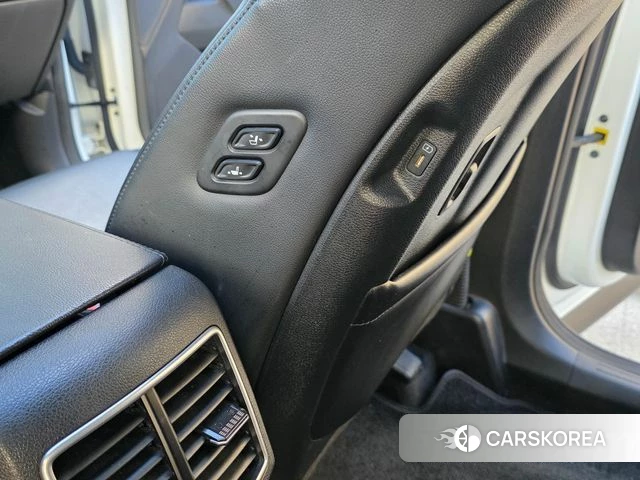 Kia Sportage 5th Generation 2023 Белый из Кореи, фото 4