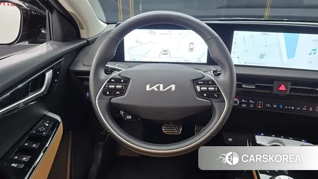 Kia EV6 2022 Черный из Кореи, фото 4