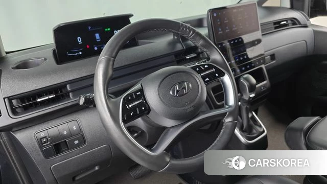 Hyundai Staria 2023 Черный из Кореи, фото 4