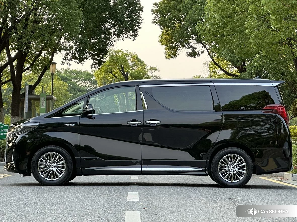 Toyota Elfa 2020 Черный из Китая, фото 4