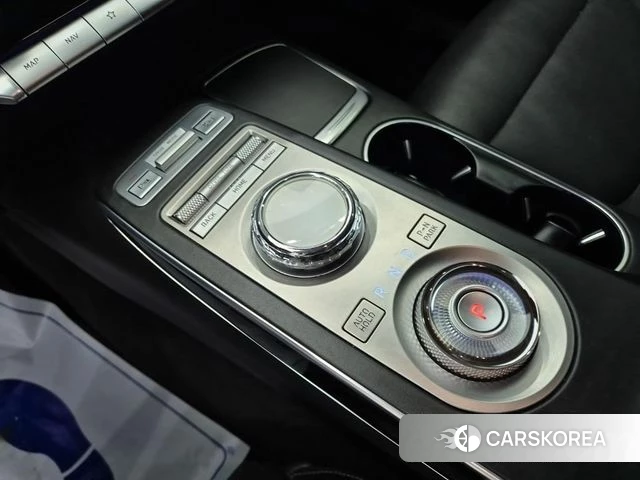 Genesis GV70 2021 Белый из Кореи, фото 4