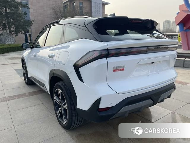 Geely Galaxy Galaxy L7 2025 Белый из Китая, фото 4