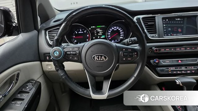 Kia The New Carnival 2018 Серый из Кореи, фото 4