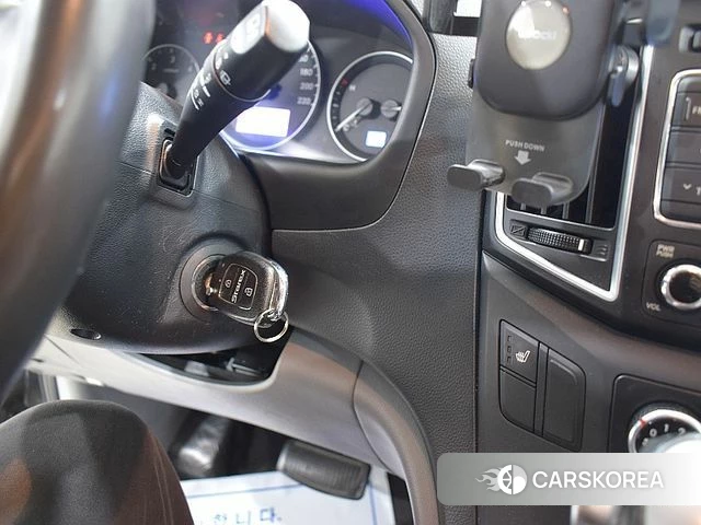 Hyundai The New Grand Starex 2018 Серебряный из Кореи, фото 4