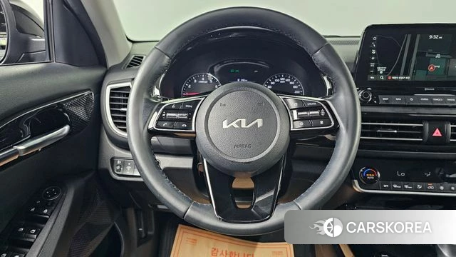 Kia Seltos 2021 Черный из Кореи, фото 4