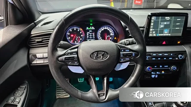 Hyundai Veloster (JS) 2019 Светло-серебряный цвет из Кореи, фото 4