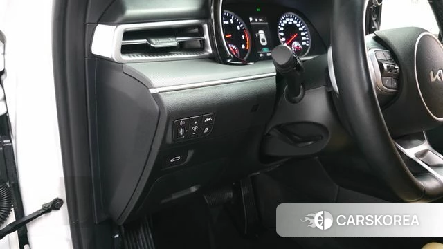 Kia K5 3rd generation 2023 Белый из Кореи, фото 4