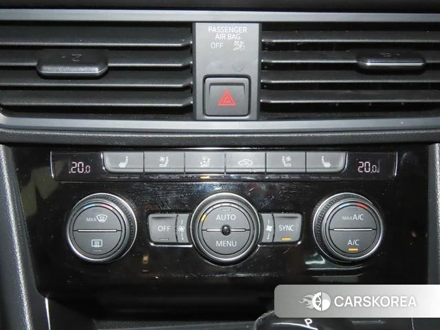 Volkswagen 7th Generation of Jetta 2023 Черный из Кореи, фото 4