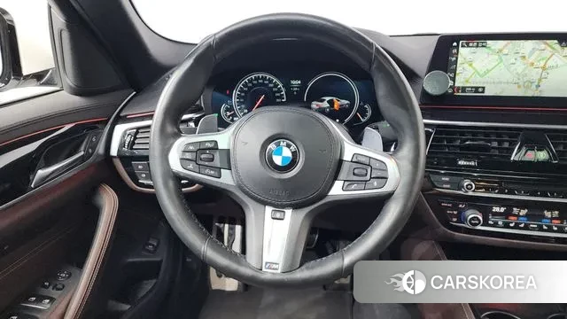 BMW 5 Series (G30) 2018 Белый из Кореи, фото 4