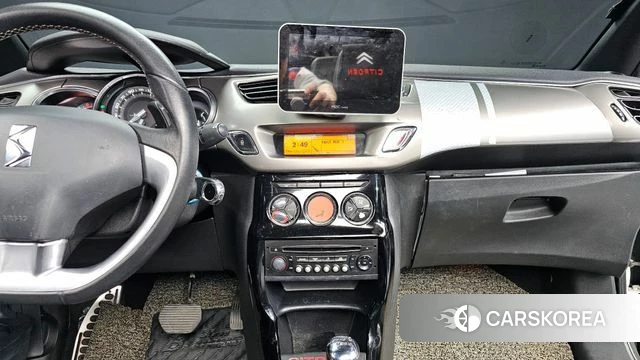 Citroen / DS DS3 Cabrio 2018 Белый из Кореи, фото 4