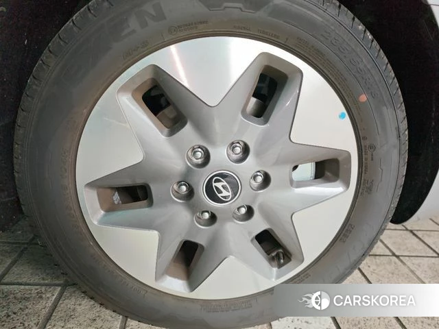 Hyundai Staria 2025 Серебряный из Кореи, фото 4