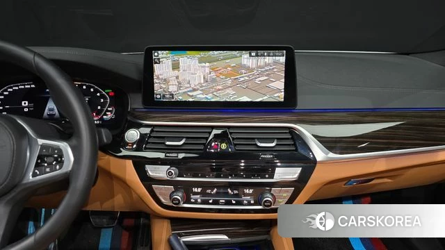 BMW 5 Series (G30) 2021 Белый из Кореи, фото 4