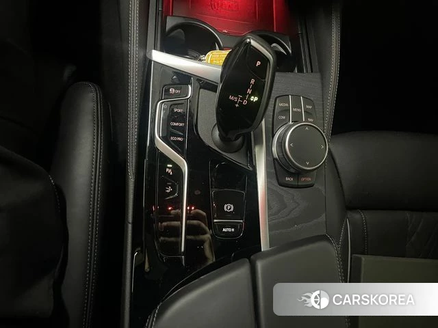 BMW 6 Series GT (G32) 2022 Черный из Кореи, фото 4