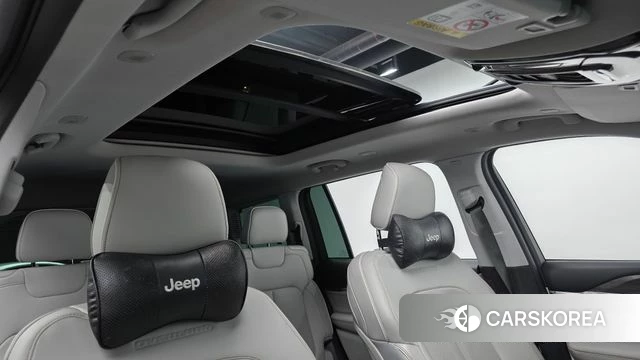 Jeep Grand Cherokee (WL) id 4443821 из Кореи 4
