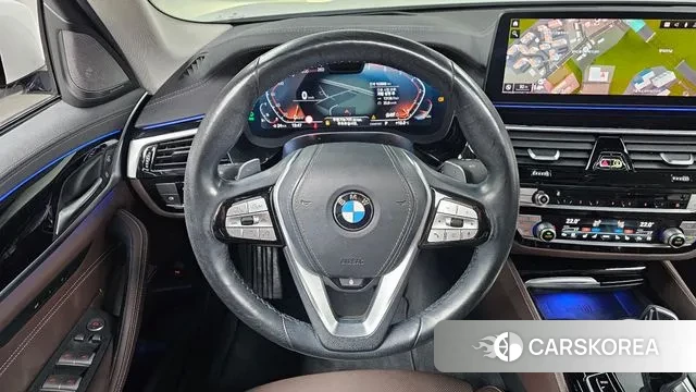 BMW 5 Series (G30) 2021 Белый из Кореи, фото 4